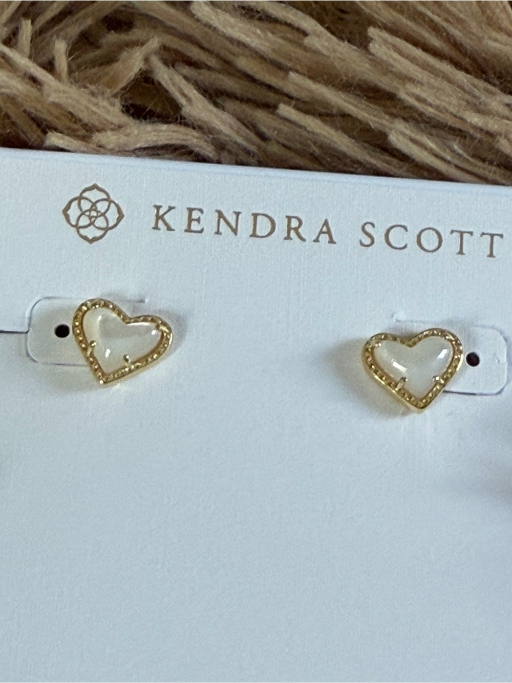 Kendra Scott Gold and White Heart Stud Earrings new